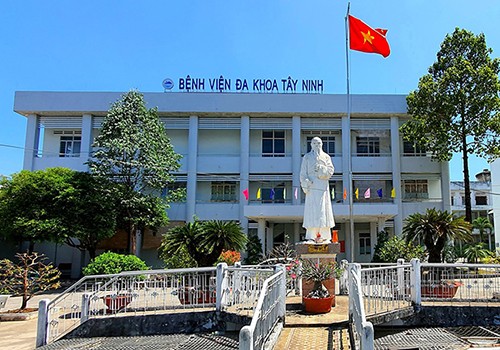 Dịch Vụ Đưa Đón Bệnh Viện Chuyên Nghiệp